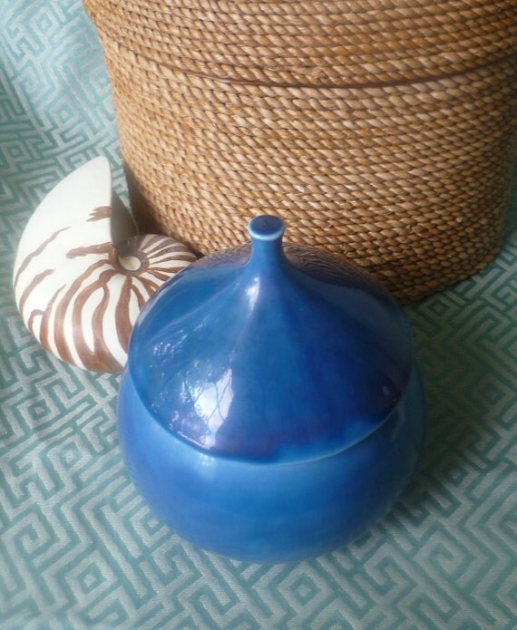 Mid Century Modern Ceramic Covered Dish Blue Teardrop