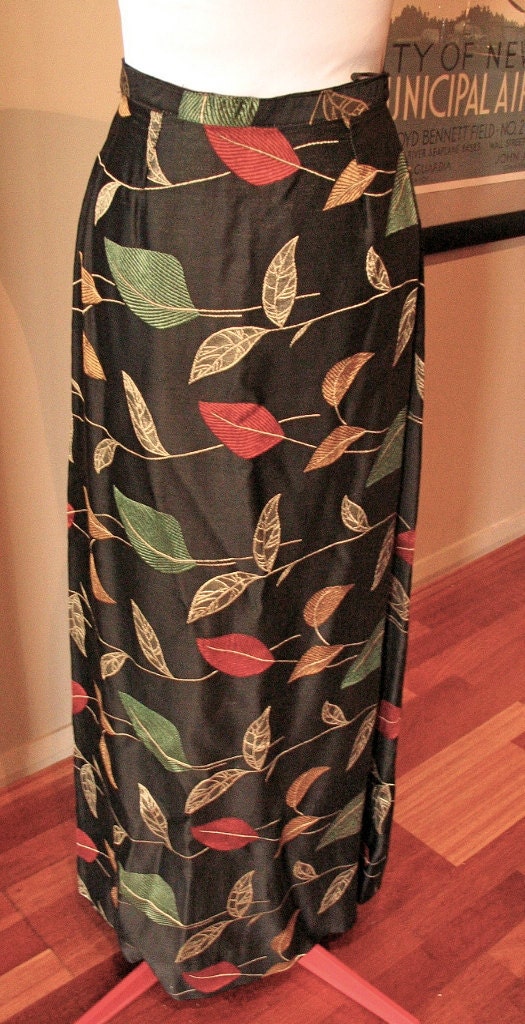 Vintage Late 1940s Black Satin Brocade 'Autumnal' skirt