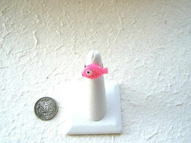 Kawaii Cute Japanese Ring - Fish Girl Children Size Adjustable Pink