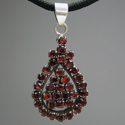 Artisan Handmade 925 Sterling Silver Gemstone Jewelry Red Garnet Anniversary Wedding Necklace