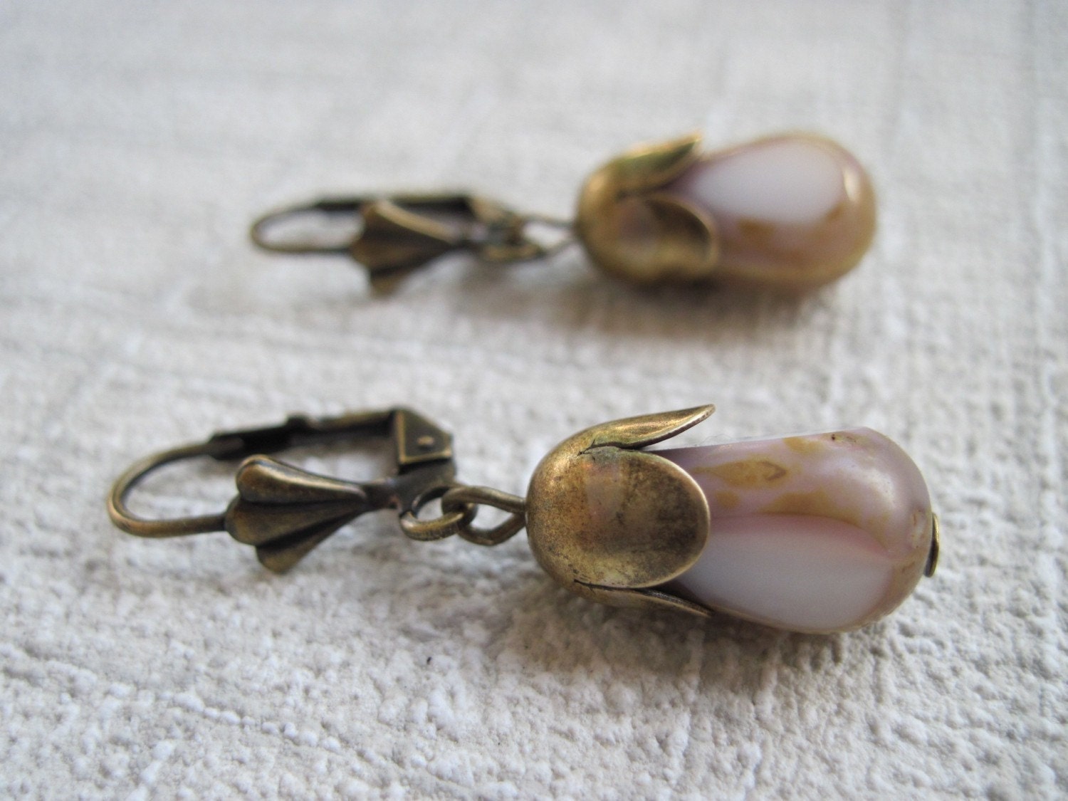 Antique Pink Drop EARRINGS