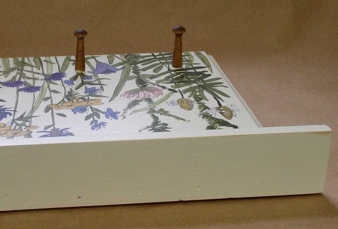 Painted Farmhouse Cottage Wood Peg and Shelf Wildflower Panel Ready to Hang