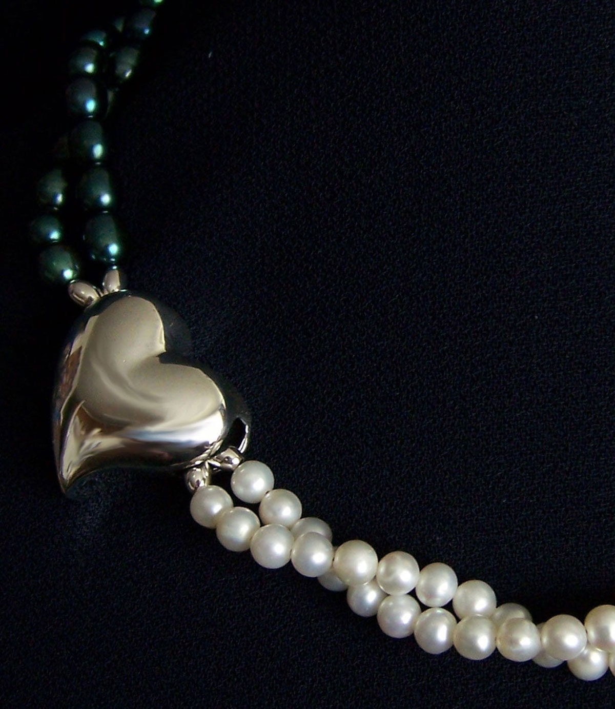 Sweet Heart Pearl Necklace Choker Torsade Collar Romantic Timeless Pearls Precious FavoriteBlings Original