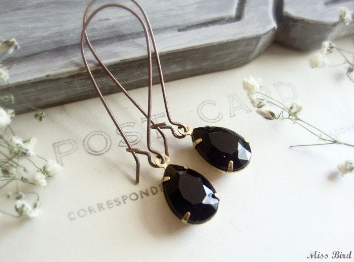 SALE - Darkness Black Earrings