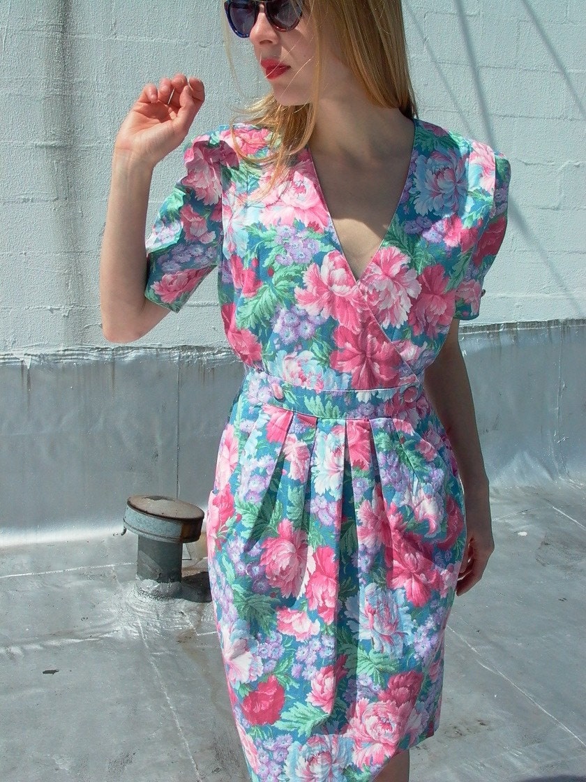 Pastel Floral Dress vintage 1980s sz. m/l