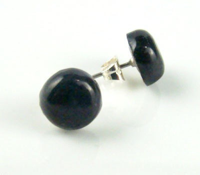 Onyx Black Ceramic Stud Earrings