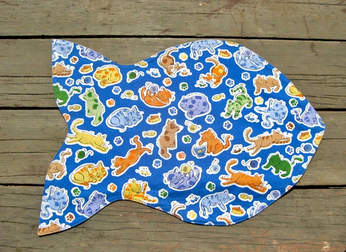 Cat Mat, fish shaped, Cats Playing Blue
