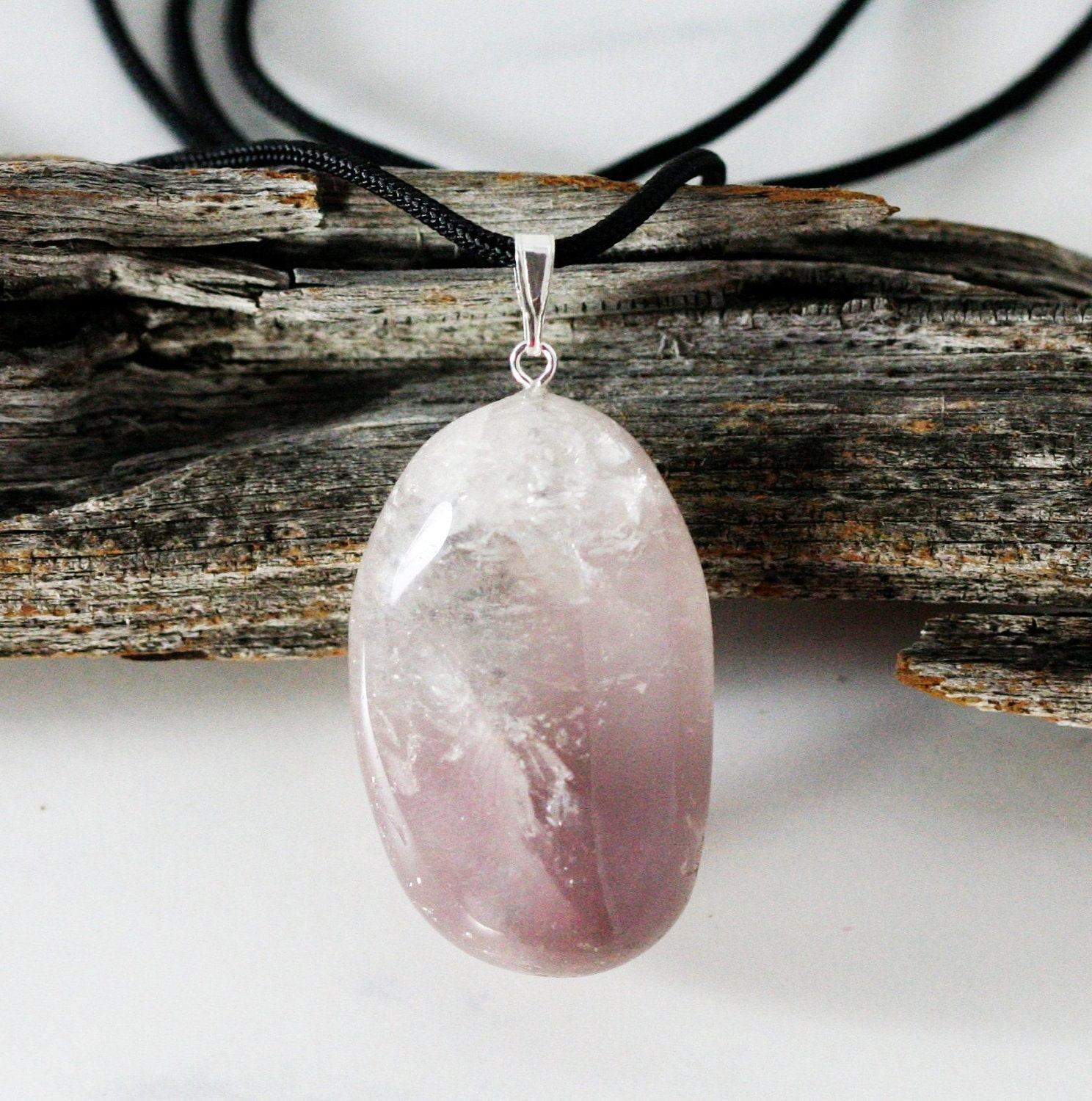 Quartz Pendant, Lithium,  Nice Purple Accents   INV. 283