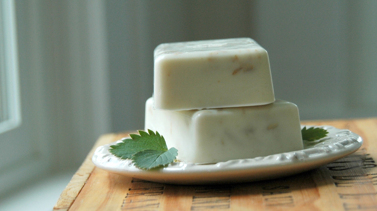 LAST BAR . Vanilla Mint & Oatmeal . essential oil . shea butter soap