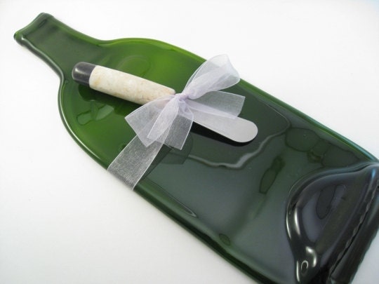 Recycled Wine Bottle Cheese Board - With Marble Spreader