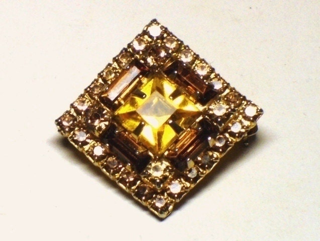 Weiss Rhinestone Brooch w Topaz Baguette Crystals