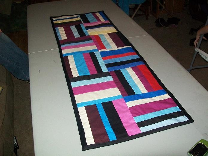 Bright Table Runner with Matching Hot Pads