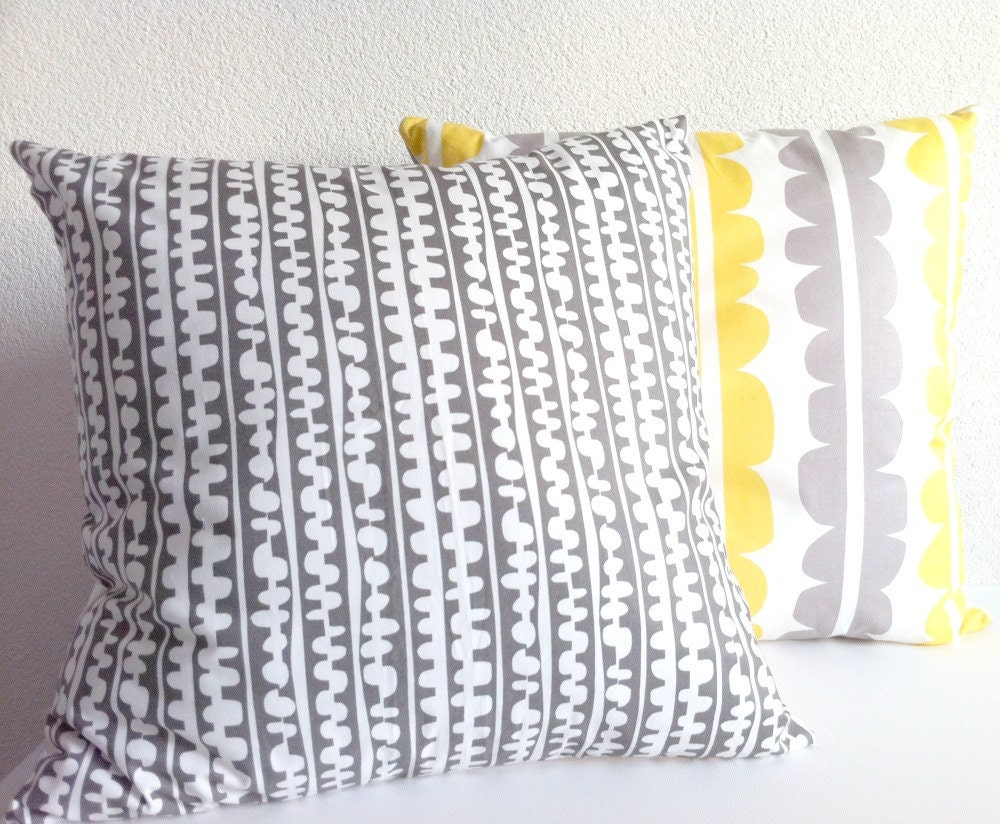 Throw Pillow Cover - Small Scandinavian Stones in Gray on White