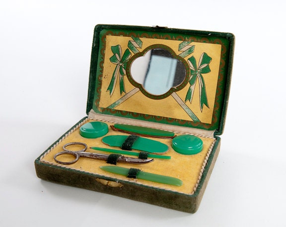 Vintage Manicure Kit from the 1930's