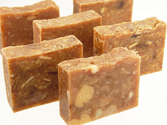 Alchemy Soap - 100% natural soap - unique and affordable - olive oil, almond oil, avocado oil - vegetarian friendly - very mildly scented