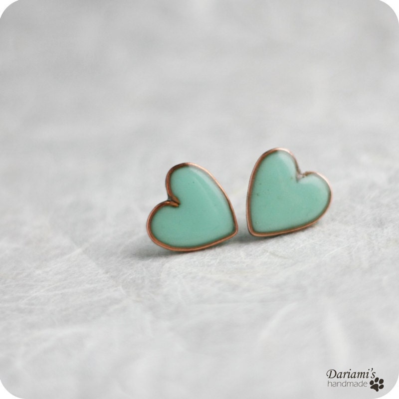 Post earrings - Mint green Hearts