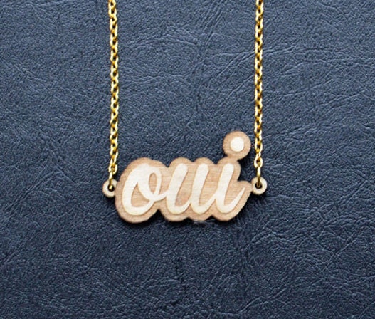 Necklace Oui