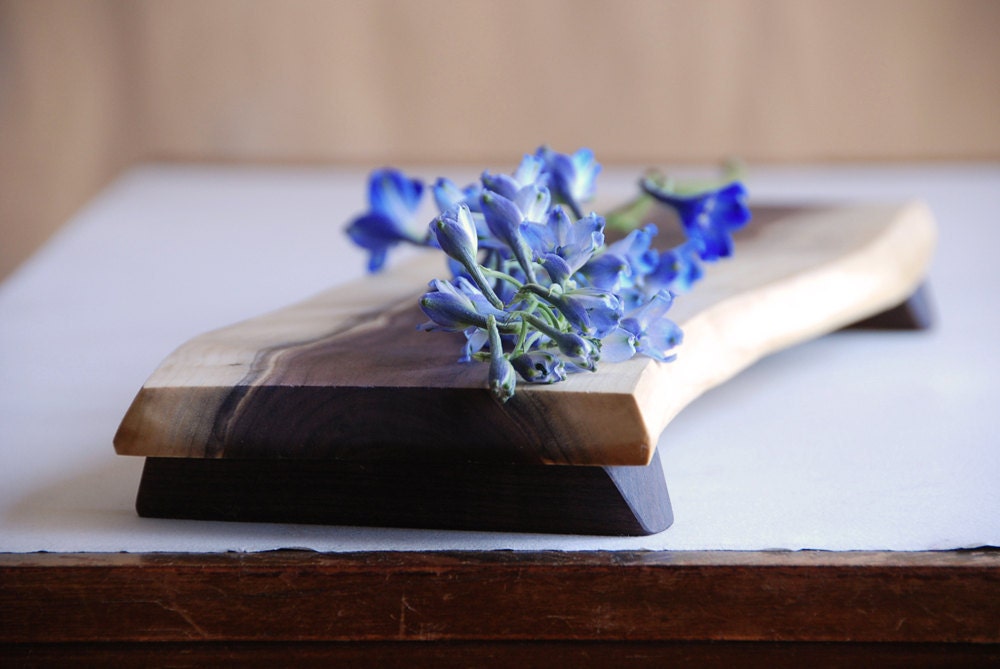 French Bread Cutting Board Rustic Walnut Serving Tray Wooden Footed Platte Organic Wedding Gift
