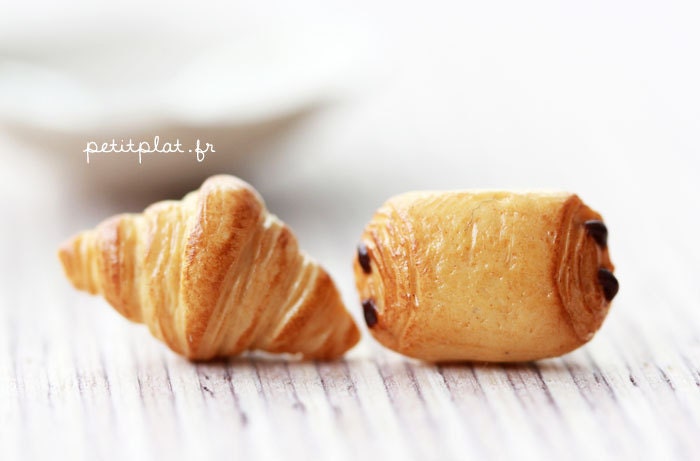 Croissants Post Earrings - Paris Collection