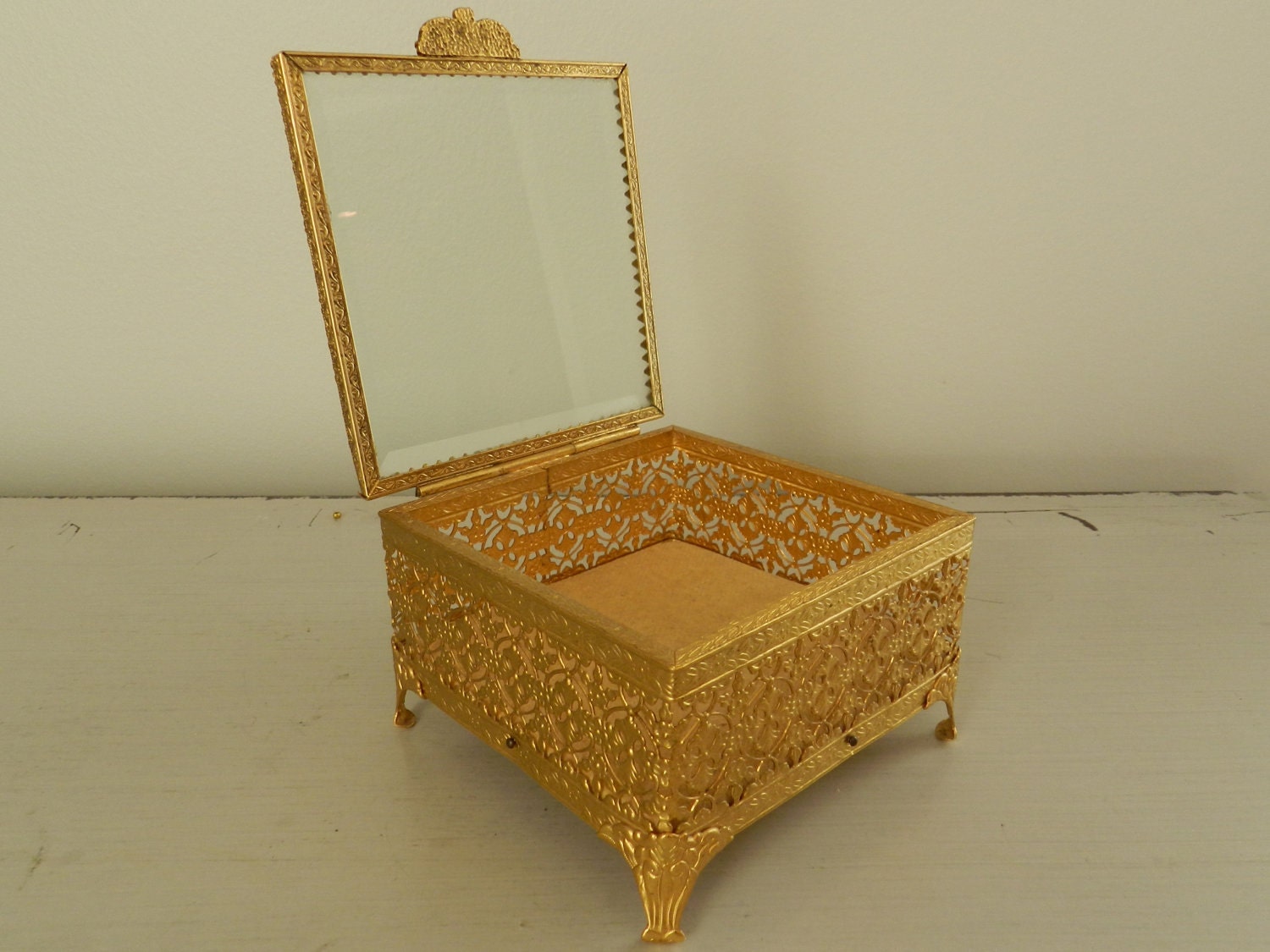 Vintage Gold Filigree Square Jewelry Box
