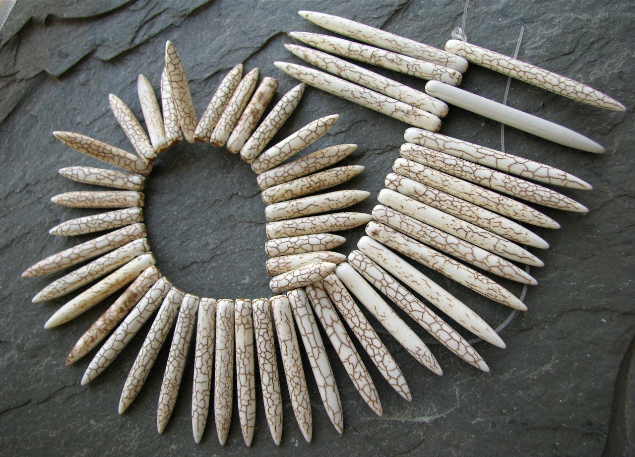White Howlite Stick spike beads, 9" strand (5etqw4)