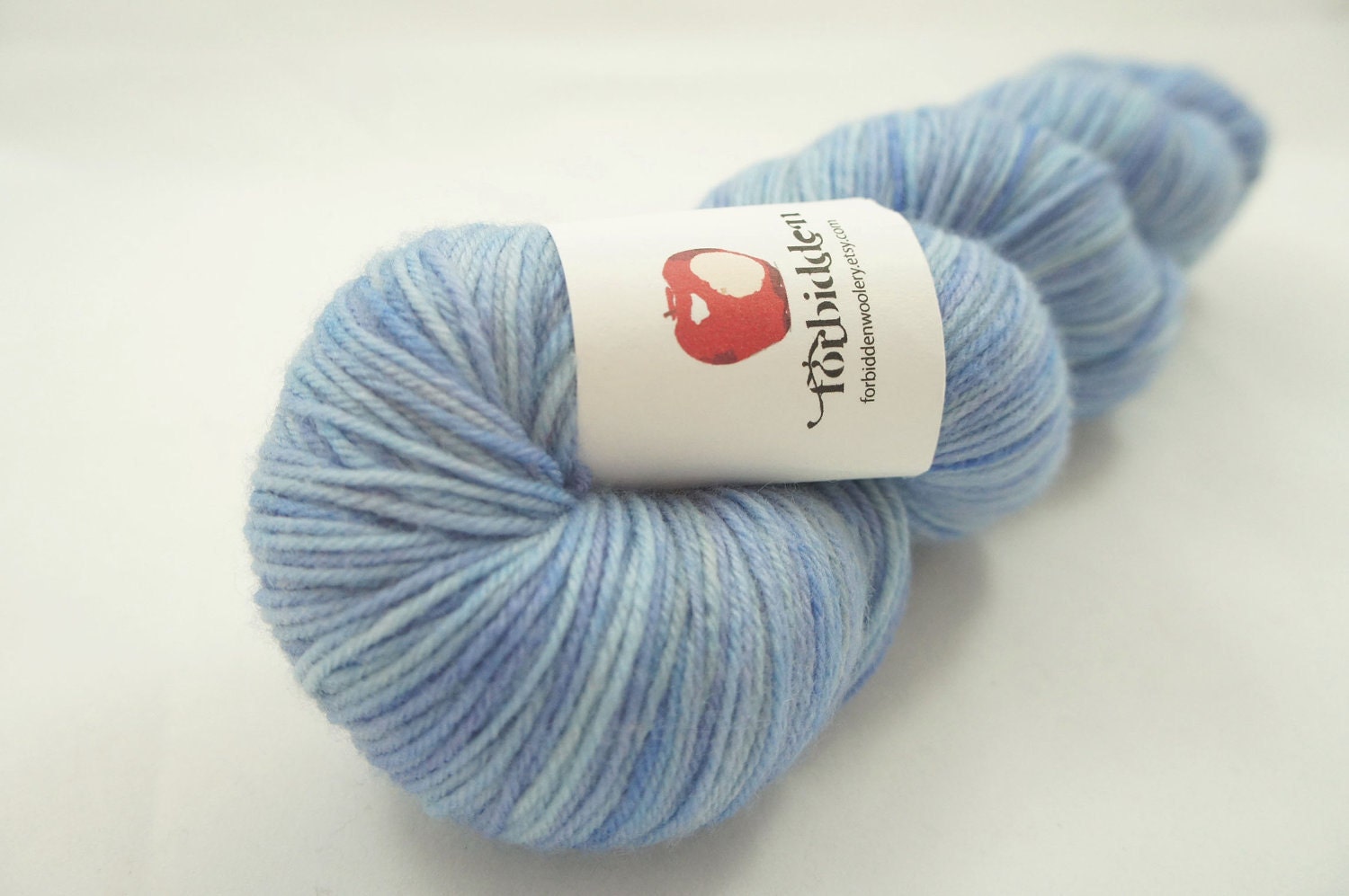 Merino/Cashmere/Nylon Fingering Yarn - Lush - Hydrangea