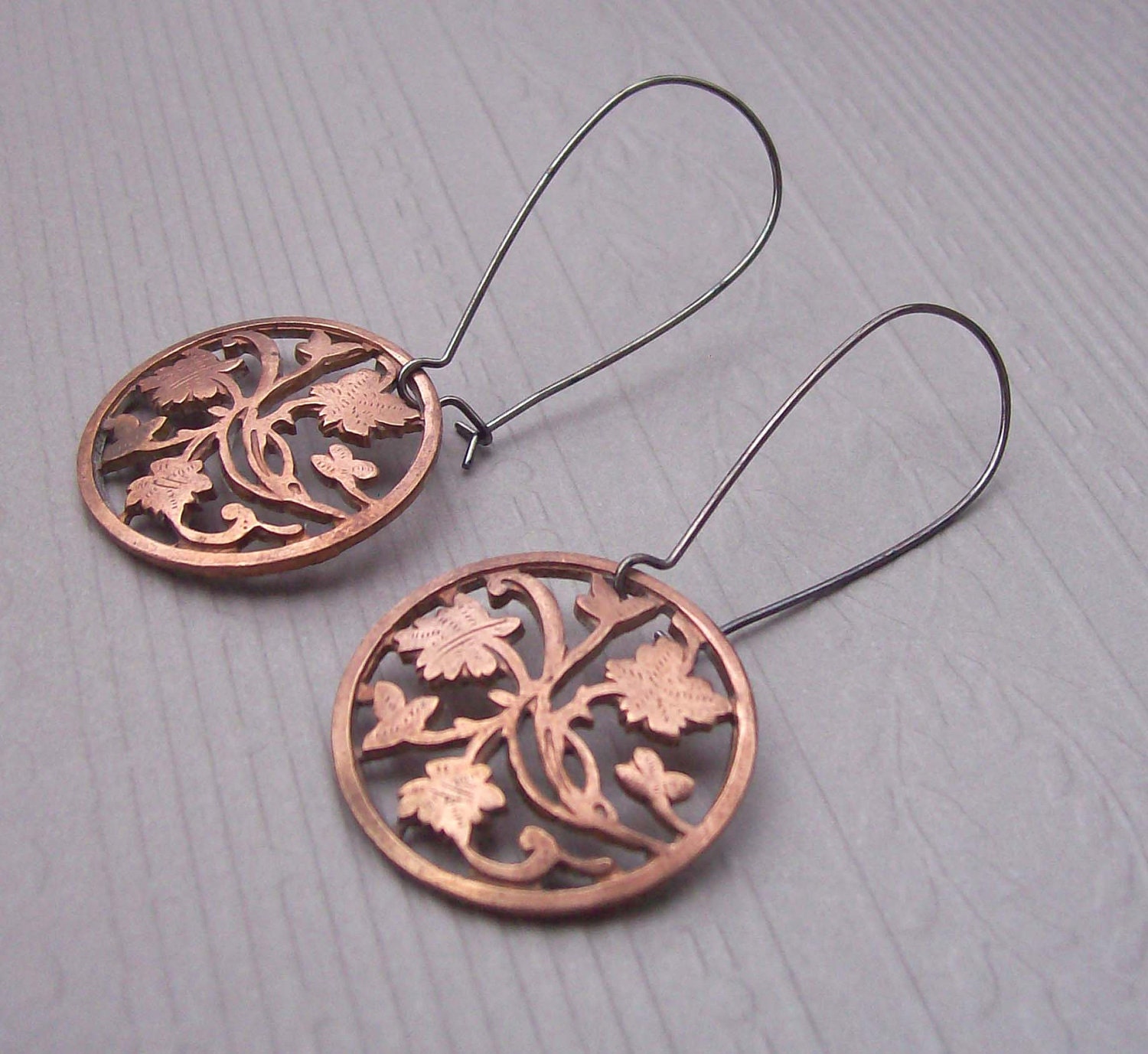 Twisted VinesCopper Leaf Earrings by LaDeeDaJewelry on Etsy