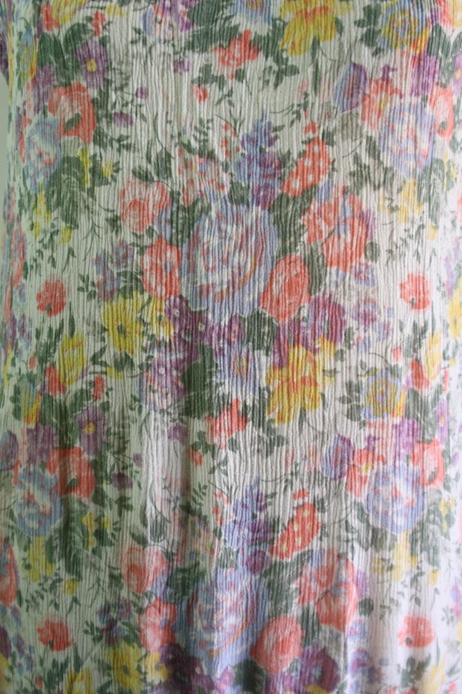 Pastel floral babydoll dress / grunge / garden party / eyelet lace / ruffle