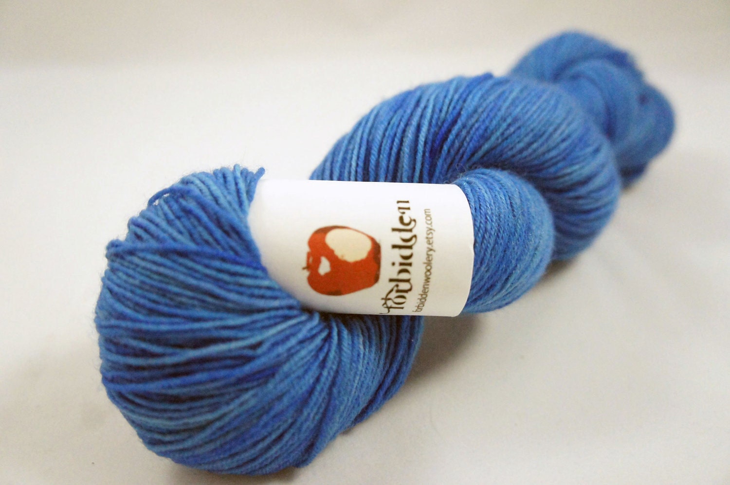 BFL Fingering Sock Yarn - Greed - Illyria