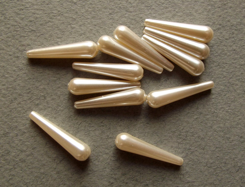 Vintage faux pearl teardrop beads