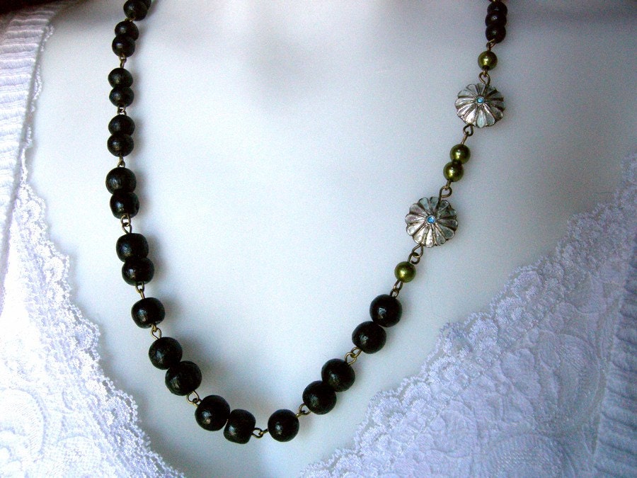 CLEARANCE - Night Flowers - Necklace.