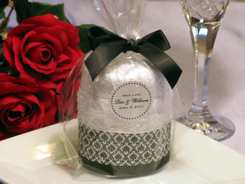 LMK Gifts introduces its exclusively designed DAMASK Wedding Towel Cake 