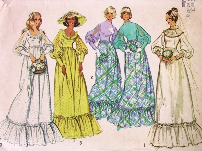 1970s Wedding Dress Sewing Pattern for Bride and Bridesmaids Vintage 