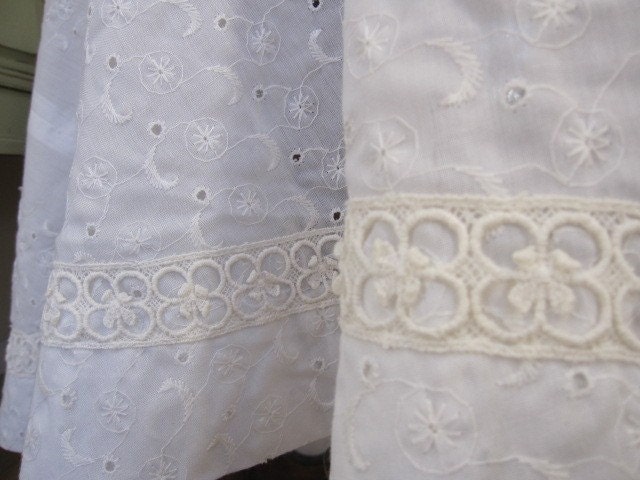 wedding tablecloths lace overlay