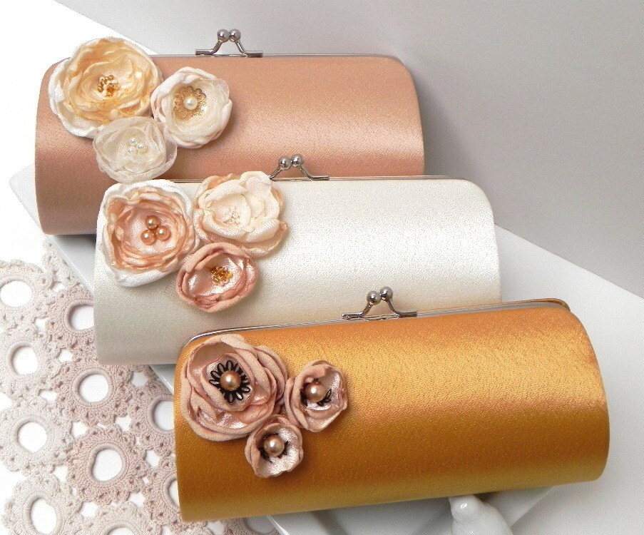 Bouquet Bridal Clutch Bouquet Bridesmaid Clutch with Darling Flower Blooms