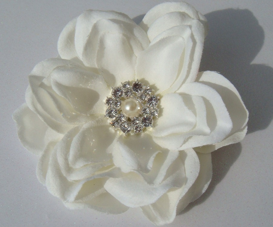 Ivory Hair Flower Bridal ivory flower hair clip w pearl 