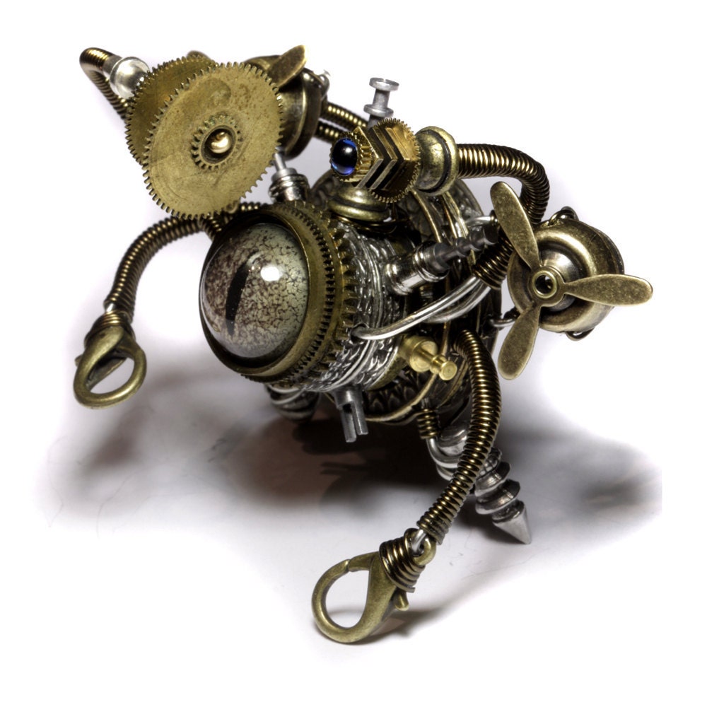 Steampunk Sculpture - Airship Beholder Robot