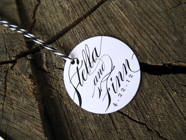 Calligraphic Wedding Favor Tags Round Thank you tags Circle Wedding Gift