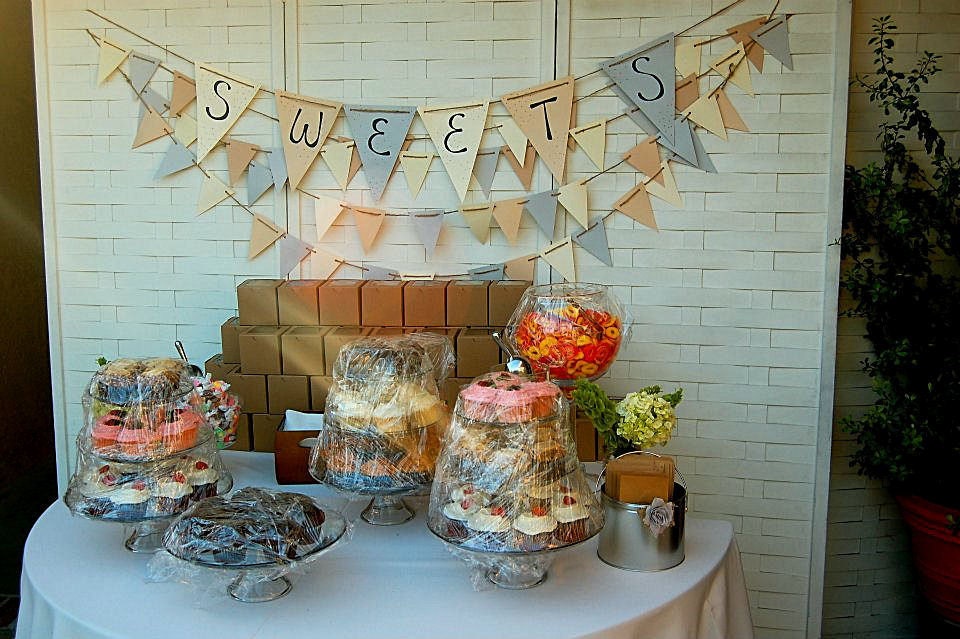 Dessert Table Flag BannerSWEETSCUSTOM WORDING and colors available