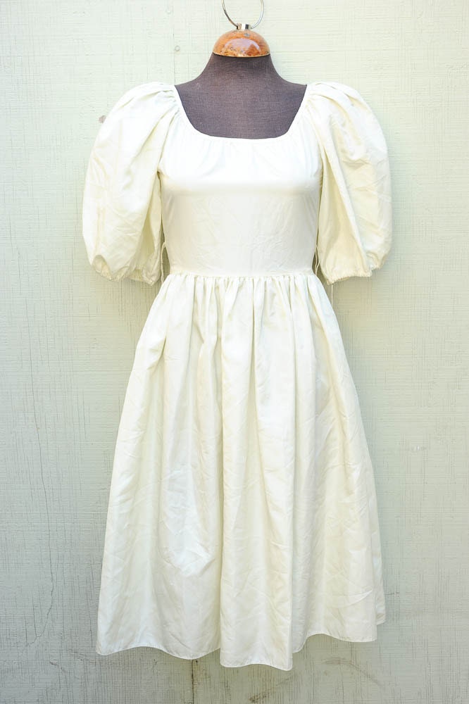 Vintage 50s 60s Deadstock Cream Colored Puffy Sleeved Party Dress