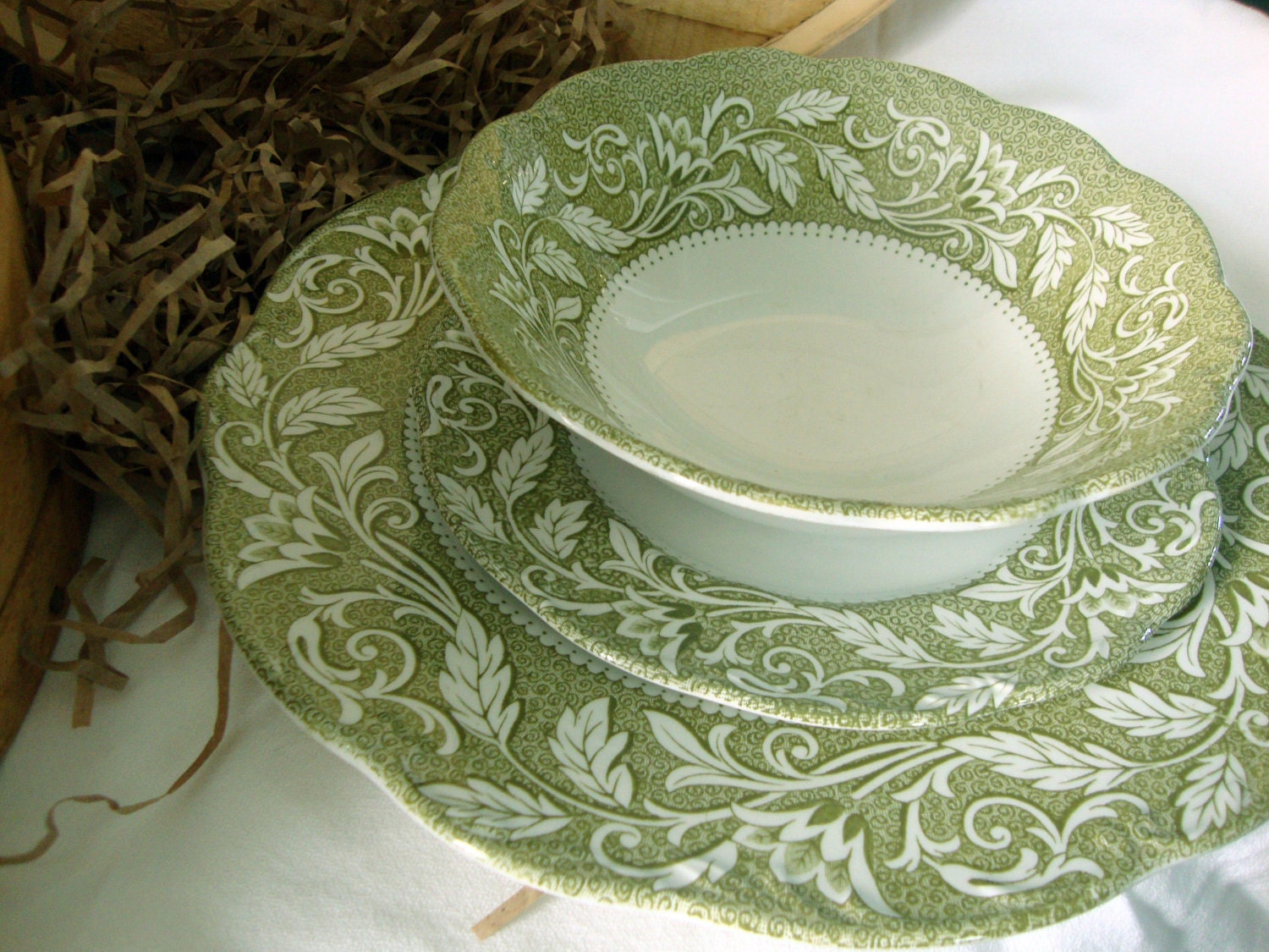 Vintage J. & G. Meakin, Renaissance Green and White Ironstone