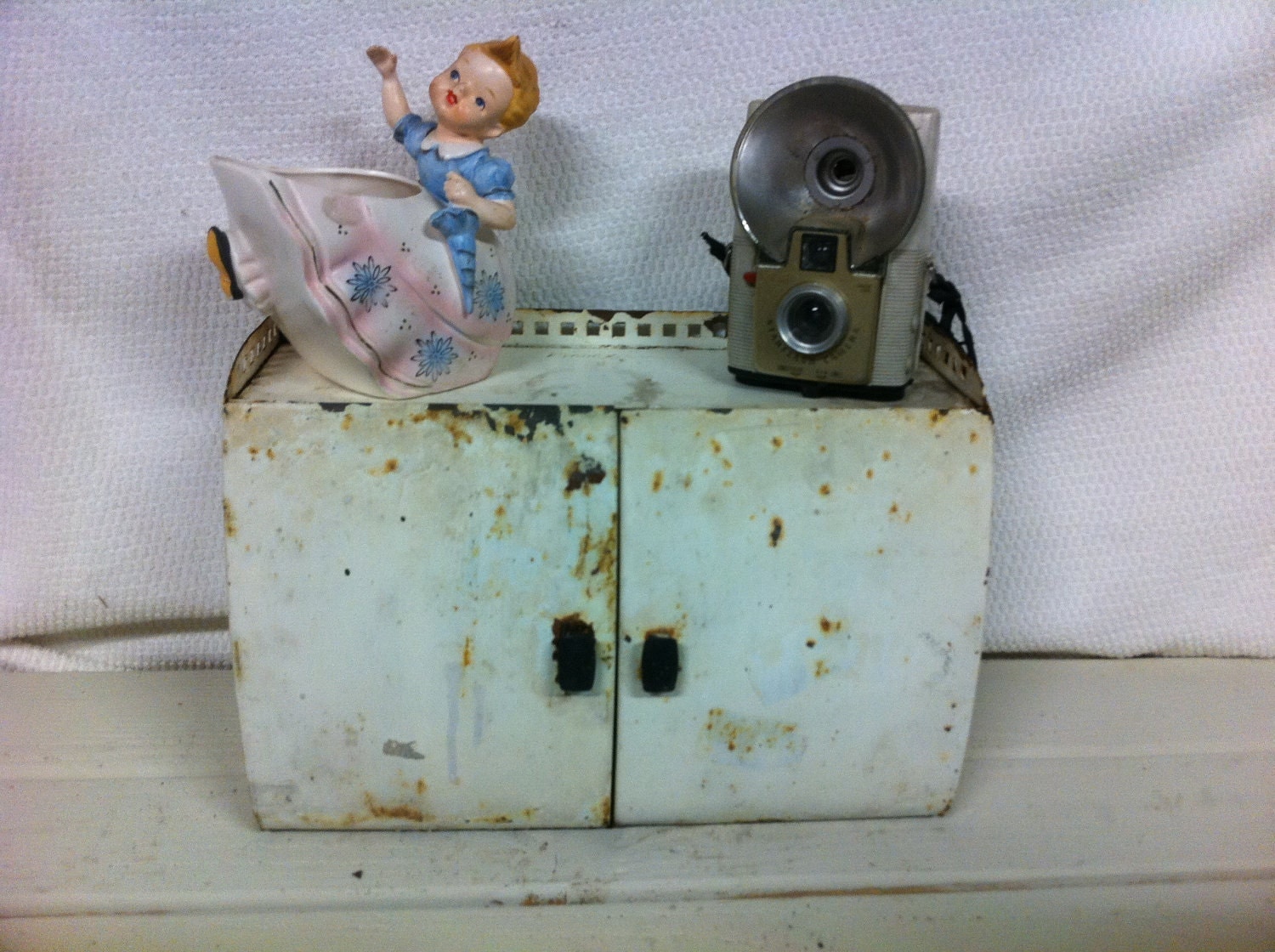 Bathroom medicine cabinets with mirrors Vintage Metal Doctors Medicine Cabinet