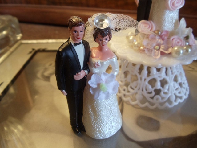 Miniature Wedding Cake Topper Vintage Style Bride With Veil Groom Wearing