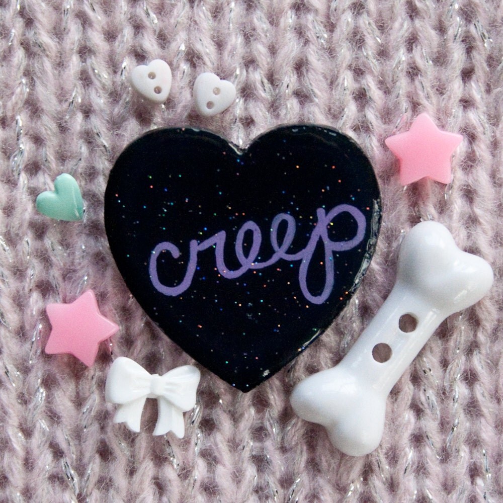 heart creep badge
