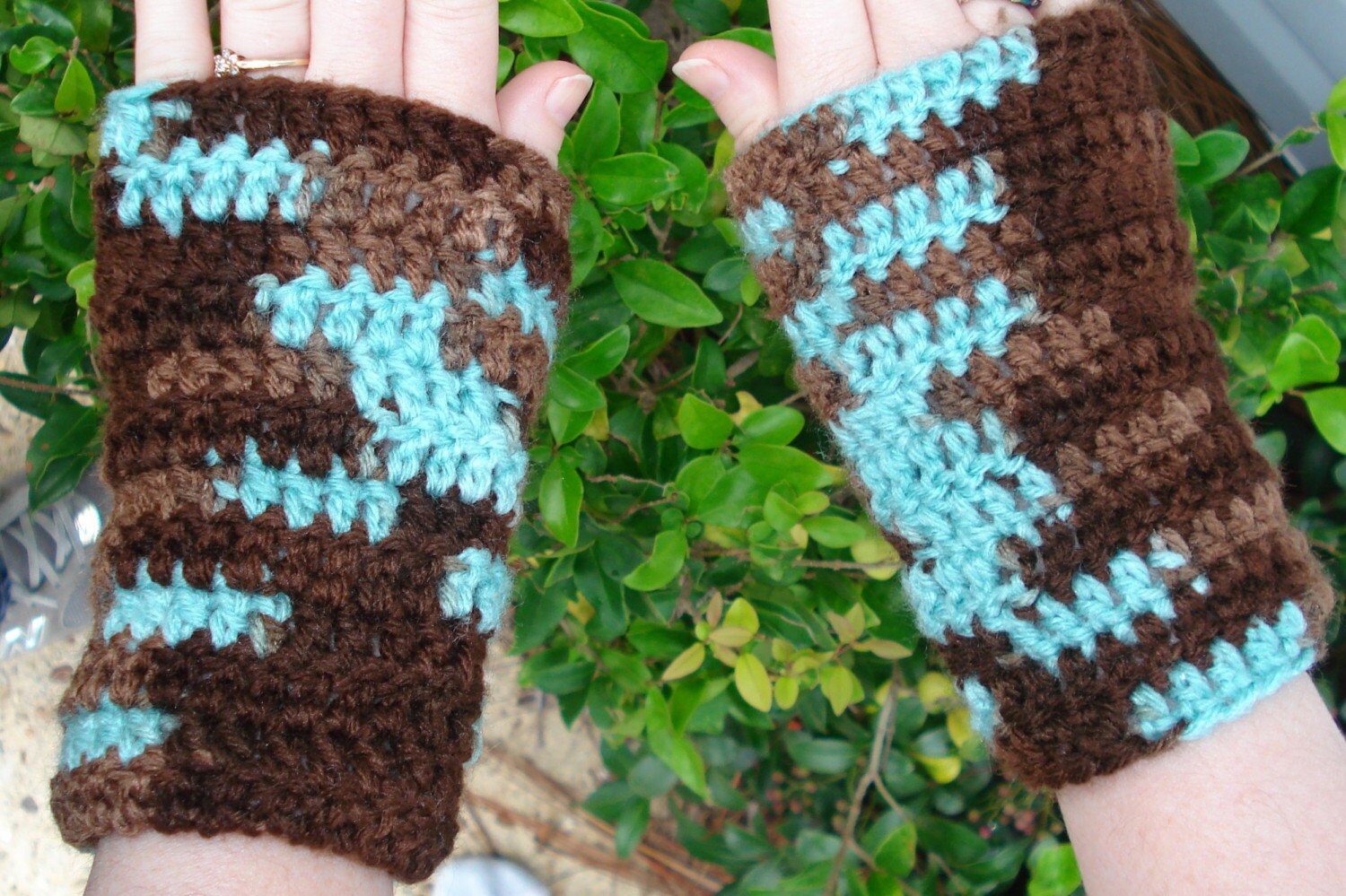 FINGERLESS GLOVES OWL Hand Warmers Animal Crocheted by Pomber