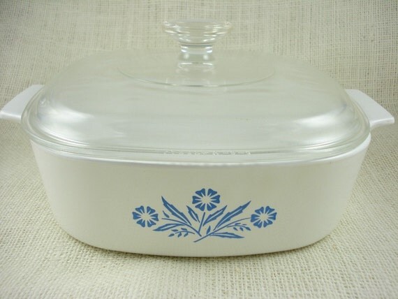 Items similar to SALE Blue CORNFLOWER Corningware Large 2 Qt Baking ...