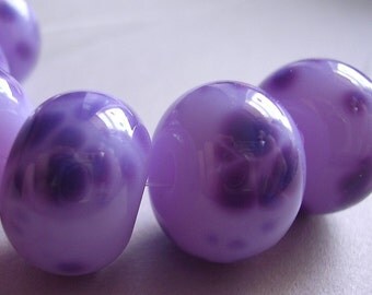 CLEARANCE 20% Glass Handmade Purple Lampwork Beads Ericabeads Purple on Lavender (6)