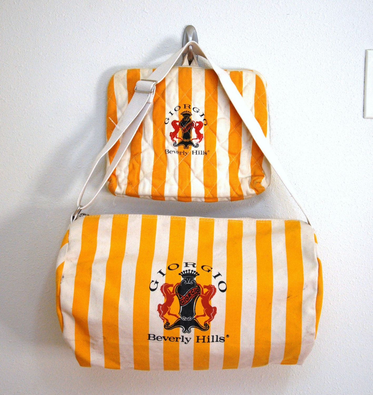 GIORGIO BEVERLY HILLS TRAVEL BAG SET / Vintage Yellow and
