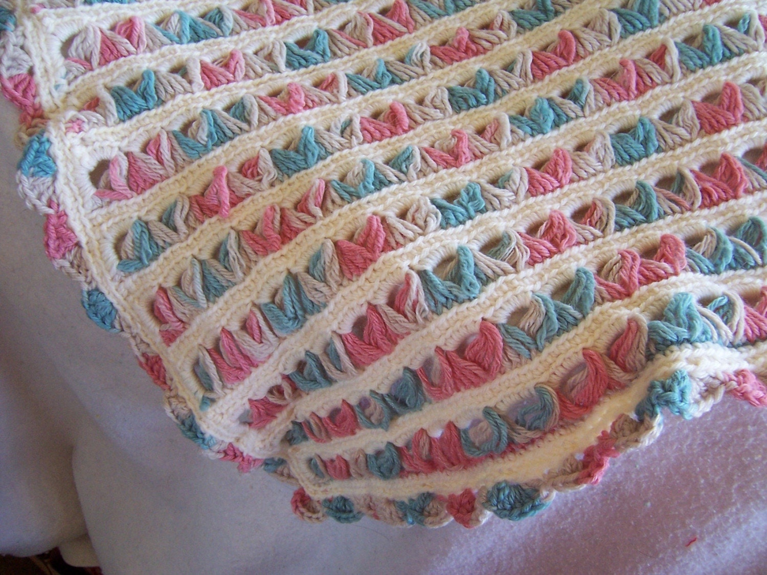 Broomstick lace, Crochet blanket, Crochet