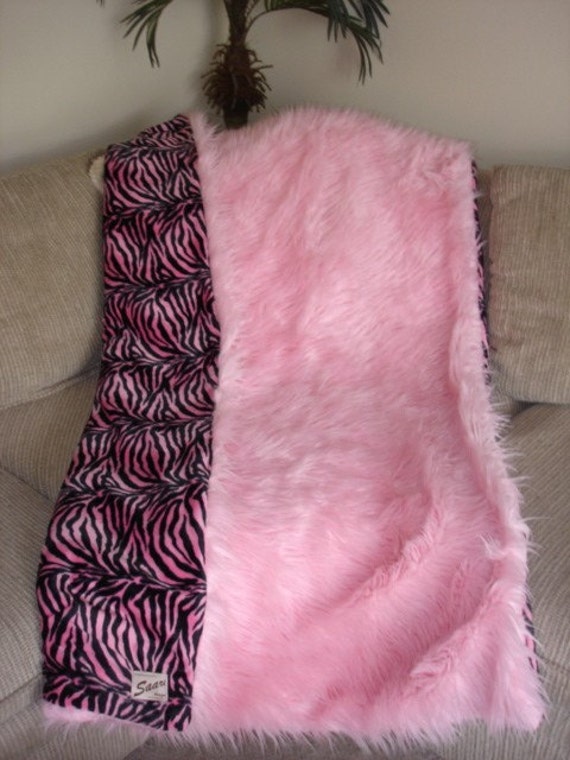 Luxe Faux Fur Baby Pink Mink Blanket – Pretty Rugged Gear